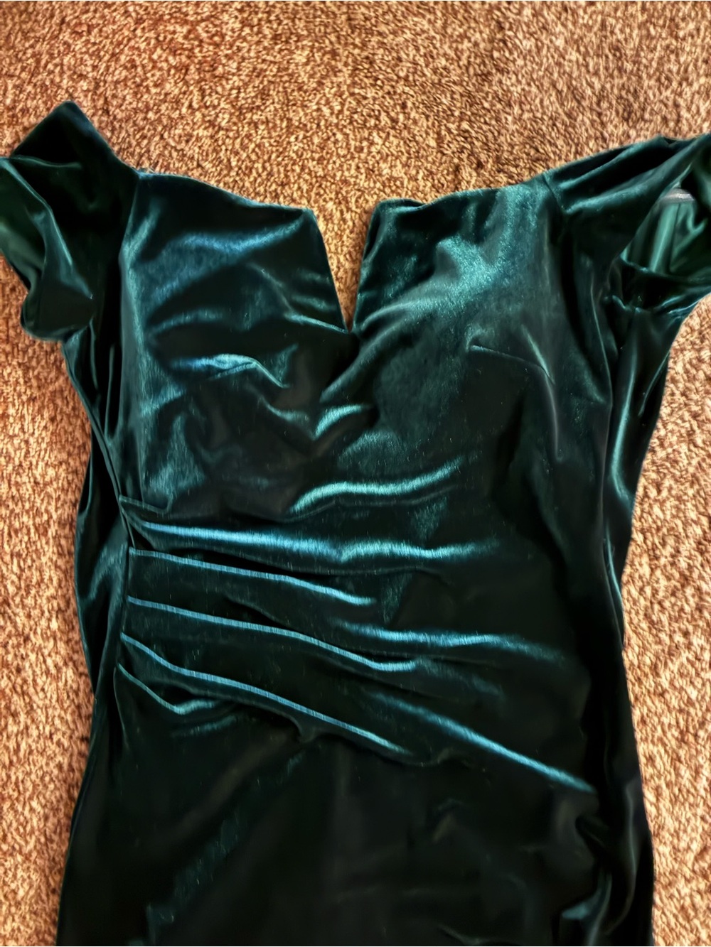 Xscape Emerald Green Velvet Midi Dress